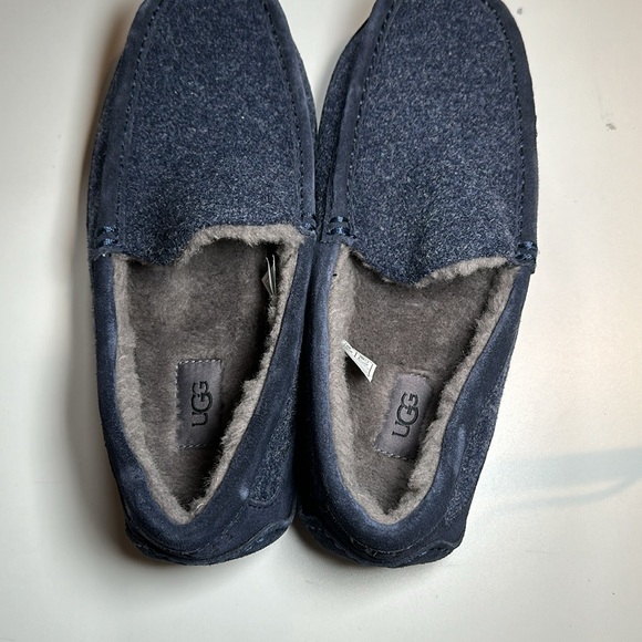Mens UGG Plush Ascot Slippers Black Wool Gray Shearling Inside Sz 9 - Picture 4 of 8